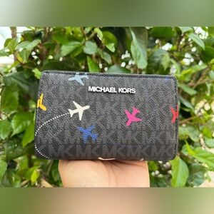 Michael Kors Jet Set Travel Bifold Wallet MK Black Multi Airplane Limited